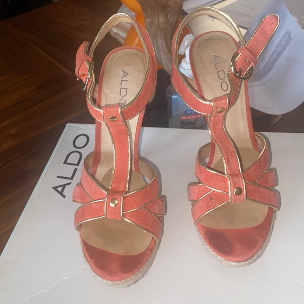Coral summer heel platform sandal